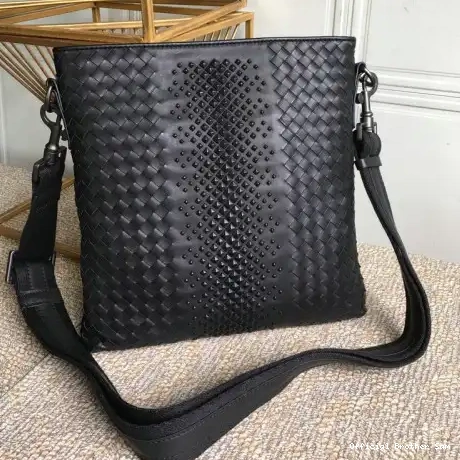 Official Brother Sam Veneta 2108SF0314 Bag Bottega 1015